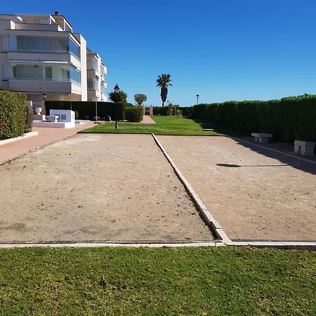 Vinaroz With Swimming Pools For 4 People